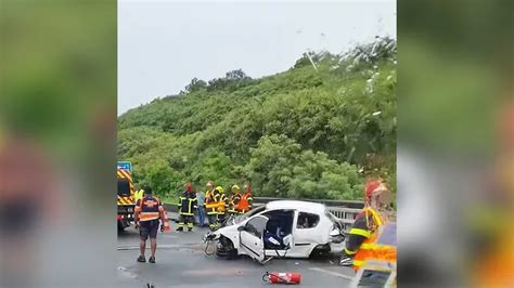 Colimaçons Accident sur la route des Tamarins en direction du Nord