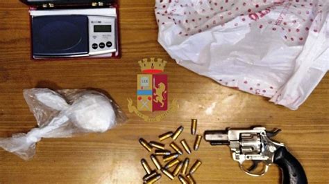 Armi E Droga Arrestato A Napoli Ex Colonnello Dei Contini E