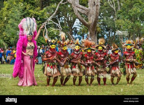 Papua New Guinea Music Musical Instrument Hi Res Stock Photography And