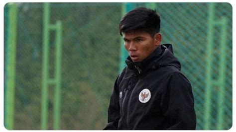 Profil Cahya Supriadi Kiper Tangguh Timnas U 19 Indonesia TribunNews