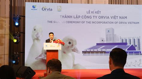 De Heus Orvia Và Lan Chi Thành Lập Công Ty Vịt Giống Chất Lượng Cao