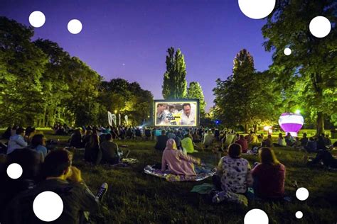 Kino Letnie Lolka Plenerowe Kino W Warszawie PIK Warszawa Pl