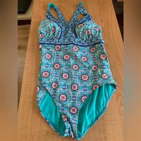 One Piece Swimsuit Catalina Womans Size Large Gem