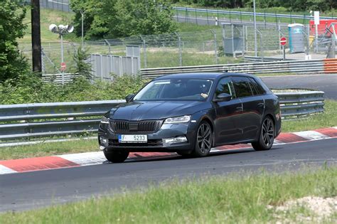 Neuer Skoda Octavia Erlkönig auf Testfahrt Magazin