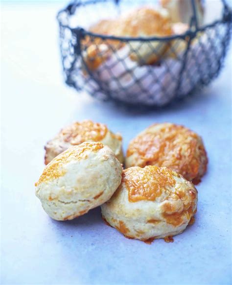 Scones Sal S Au Cheddar On Dine Chez Nanou