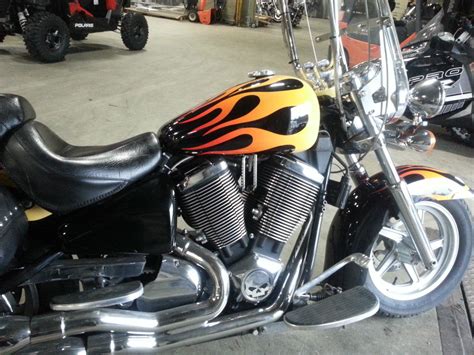 2003 Victory V92 Classic Cruiser Black With Flames Great Bike Clear