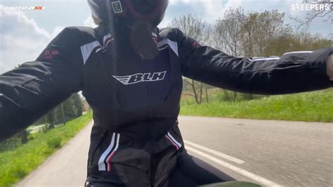 Test Du Blouson Blh Be Roadster Avec M Gane De Moto Axxe Rosheim