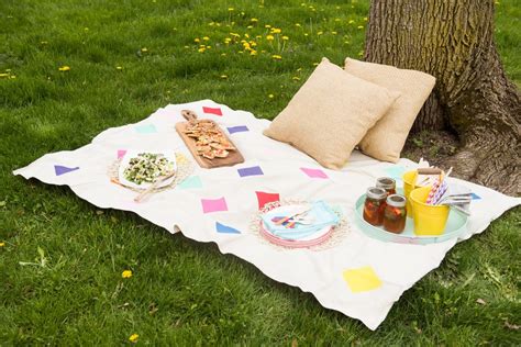 Diy Geometric Picnic Blanket The Sweetest Occasion