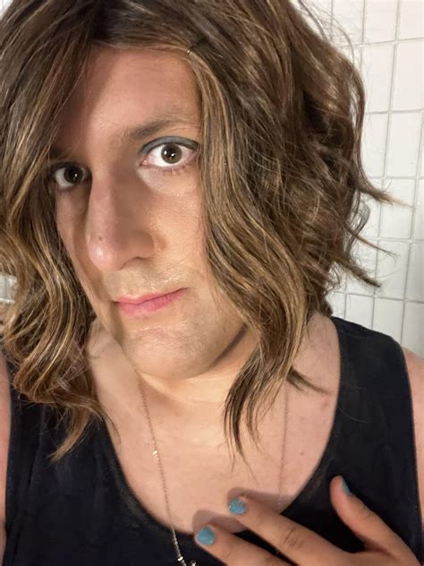 Just A 38 Year Old Trans Woman Learning To Love Herself R Translater