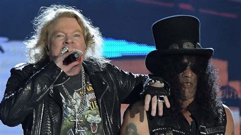 Guns N Roses S Nger Axl Rose Will Keine Mikros Mehr Werfen Freenet De