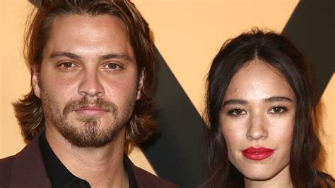 Yellowstones Luke Grimes And Kelsey Asbille Tease Season 5 Storylines