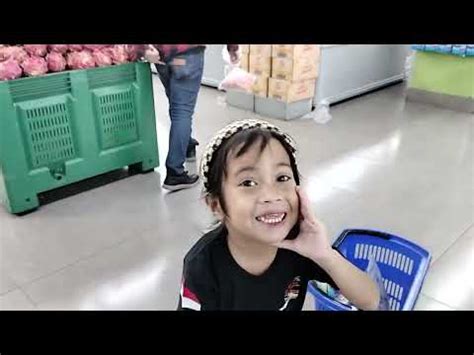 Afifah Belanja Kebutuhan Di Hypermart Mainan Gak Pernah Lupa