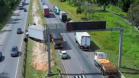 Acidente Interrompe Tr Fego Na Rodovia Dom Pedro I Nesta Sexta Feira Em