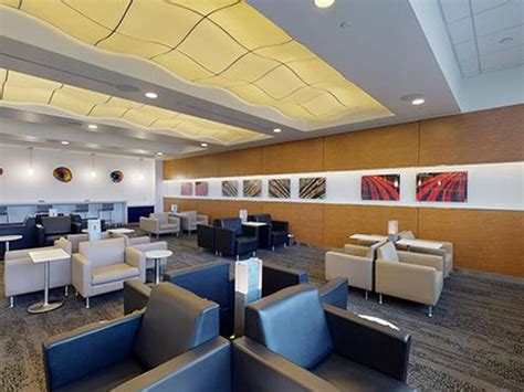 The Club SEA SEA Airport Lounges South Satellite Seattle WA - SeaTac ...