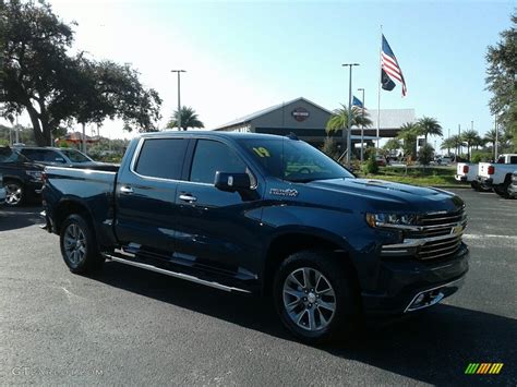 Northsky Blue Metallic Chevrolet Silverado High Country Crew