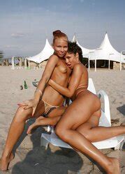 Supreme Day In The Company Of Beach Stunners Zb Porn