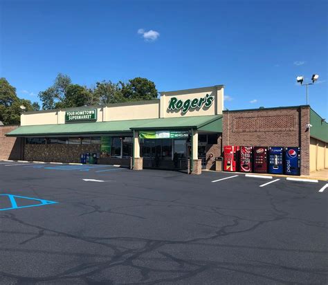 Inside rouses supermarket gulfport mississippi find local crafts 4