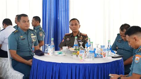 Plt Kasatpol Pp Makassar Ikhsan Hadiri Hut Ke L Satrol Tni Al Lantamal Vi