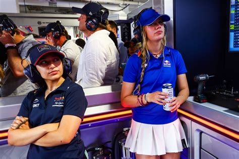 MIAMI GRAND PRIX 2024 MAY 5TH F1 Academy Drivers Hamda Al Qubaisi