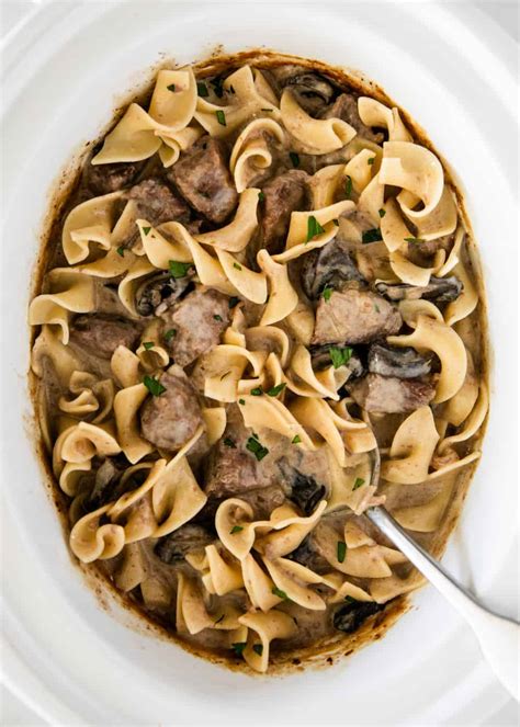 EASY Slow Cooker Beef Stroganoff - I Heart Naptime