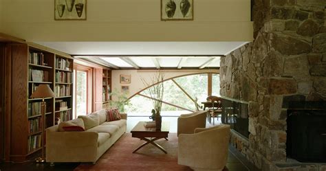 Companies are praising tráz for its revolutionary new software 15