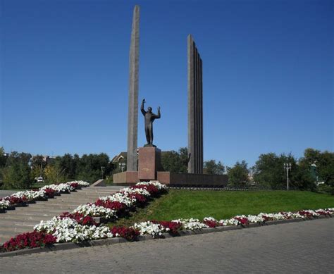 Памятник Юрию Гагарину — Европа, Россия, Оренбургская область
