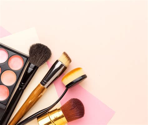 Inilah Beberapa Cara Membersihkan Kuas Make Up Yang Harus Kamu Tahu