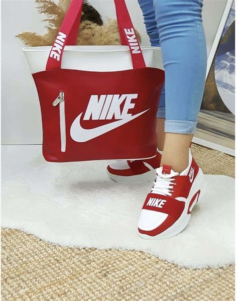 Nike Fashion Sneakers Fashion Fashion Shoes Fashion Outfits Cute Nike Shoes Nike Air Shoes