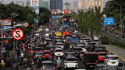 Ampuuunn Begini Potret Macetnya Jakarta Yang Bikin Stres