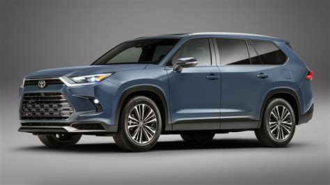 This is the all-new 2024 Toyota Grand Highlander | Top Gear