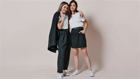 10 Best Twin Day Outfit Ideas for Workplace Celebration