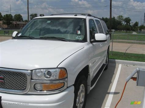 Summit White Gmc Yukon Xl Denali Awd Photo Gtcarlot