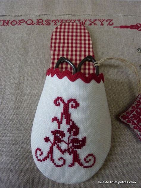 Toile De Lin Et Petites Croix Petites Mules Red Cross Stitch Sewing