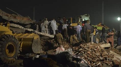 Lahore Factory Collapse Rescuers Search Rubble For Survivors Graphic