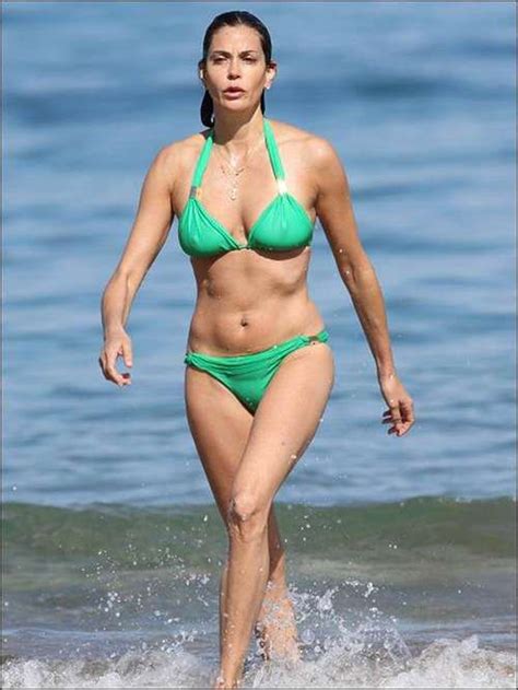 Hot Sexy Marcia Cross Bikini Pics