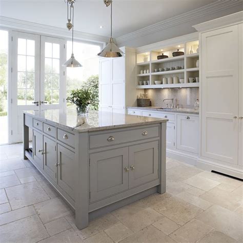 Shaker Style Kitchen Island Units Things In The Kitchen