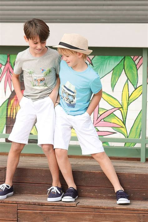 Springsummer 2022 Lapin House Handsome Boys White Shorts Bermuda