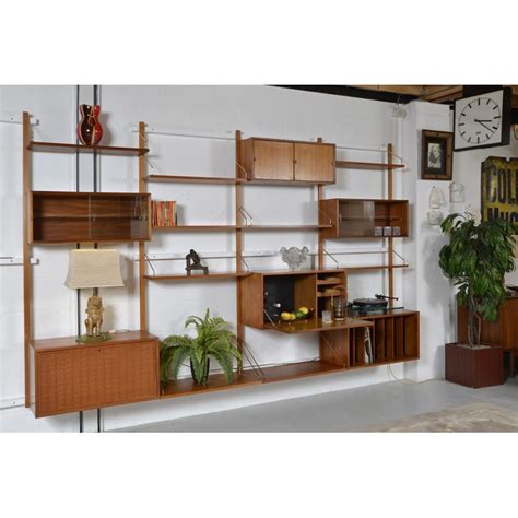 Royal System Vintage Teak Shelving System By Poul Cadovius