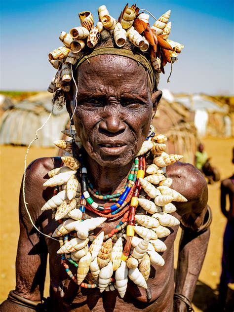 Photographer Captured The Beauty Of Tribal Women In Ethiopia Demilked