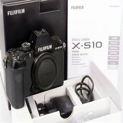 Black X Mount Fujifilm X-S10 (Body) 26.1MP Mirrorless Camera at Rs ...