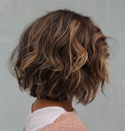 50 Short Medium And Long Wavy Bobs For 2025 Wavy Bob Haircuts Short