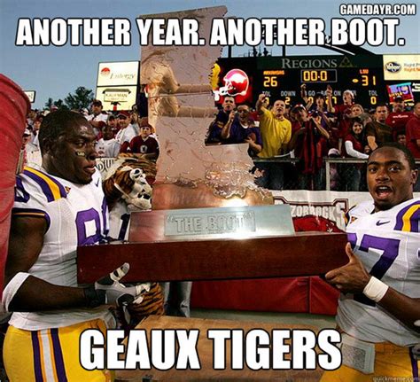 Popular LSU football memes from recent years