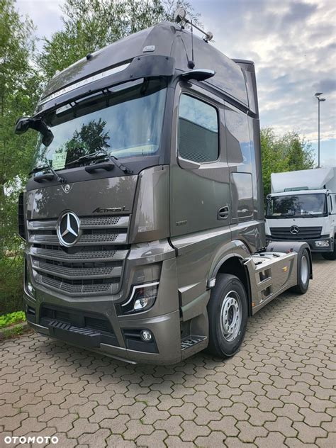 Używane Mercedes Benz Najnowszy Model Actros L Giga Space 1851 Klima