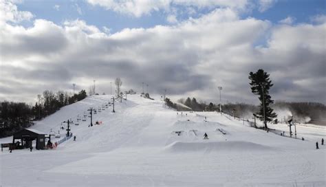 Cannonsburg Is Large And Exciting Snow Tubing Park In Michigan