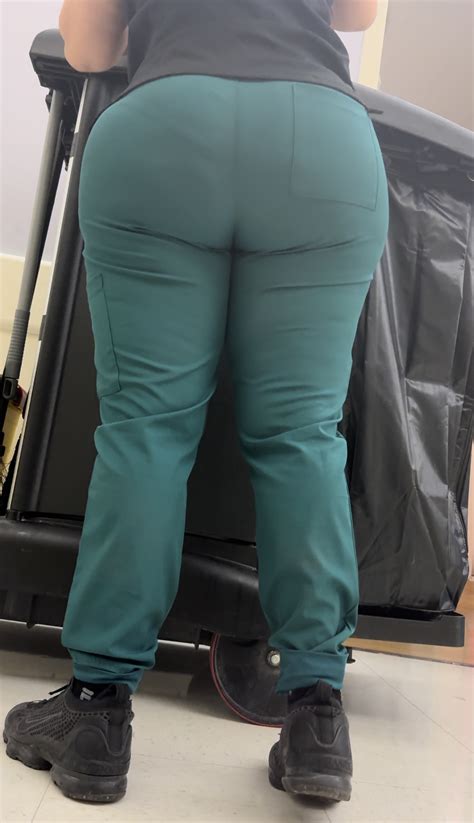 Latina In Tight Green Scrubs Vpl Knew She Was Recorded Oc Forum