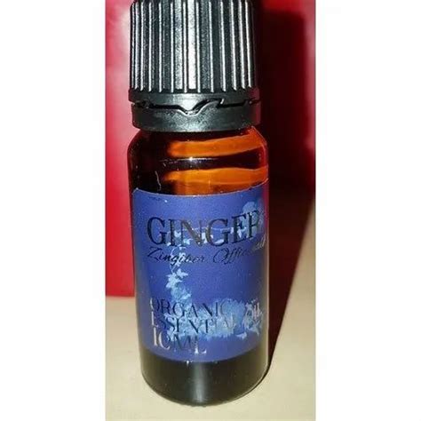 Steam Distillation Zingiber Officinale Organic Ginger Essential Oil