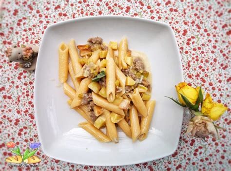 Penne Cremose Con Porri E Gorgonzola Pane Tulipani