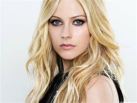 Avril Lavigne Pictures High Definition Wallpapers High Definition
