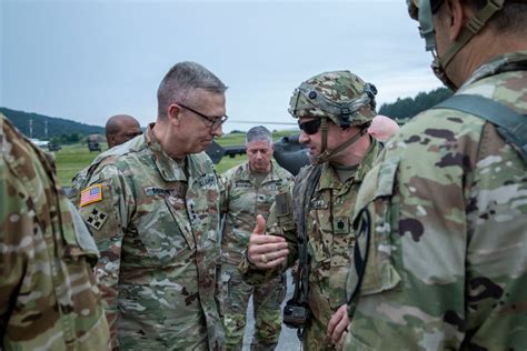 Dvids Images Lt Gen Martin Visits St Air Cavalry Brigade At