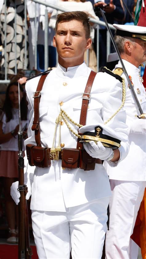 La emoción de Cristina de Borbón Dos Sicilias y Pedro López Quesada en